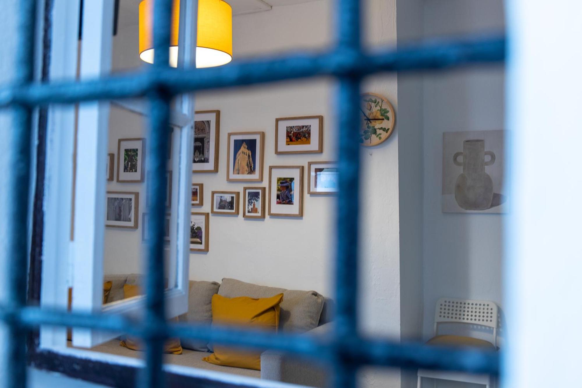 Apartamentos San Francisco Sevilla Bagian luar foto