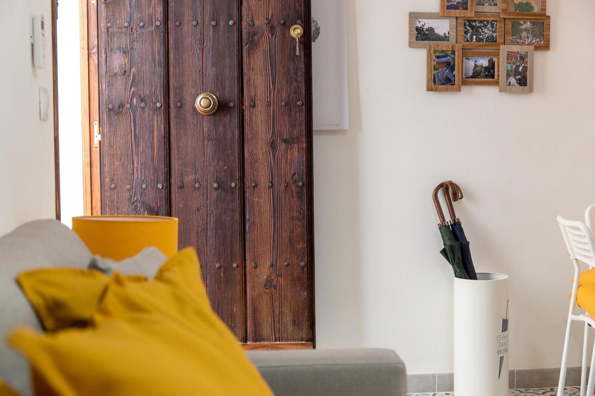 Apartamentos San Francisco Sevilla Bagian luar foto