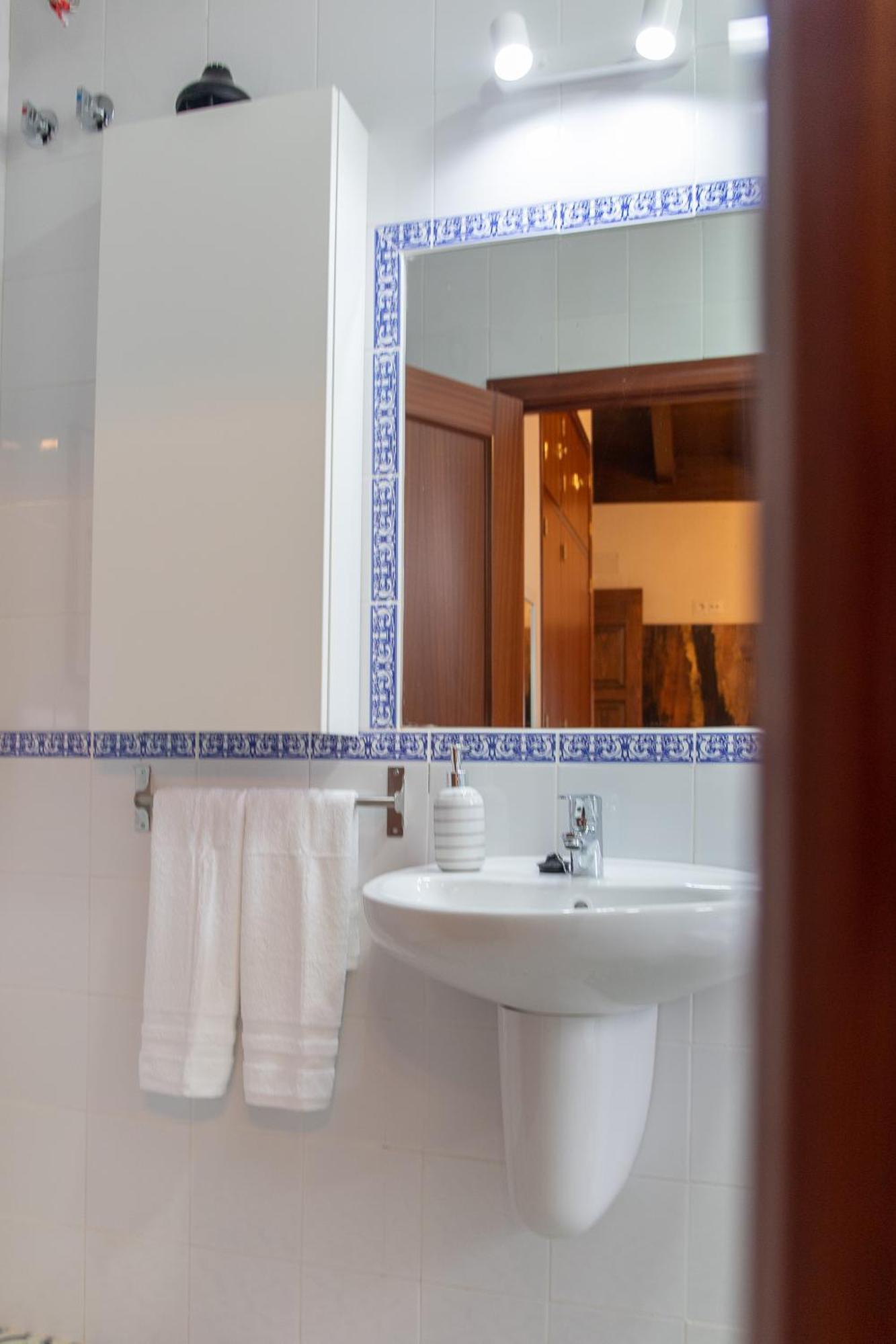 Apartamentos San Francisco Sevilla Bagian luar foto
